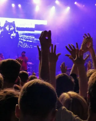 Band of Horses & Dinosaur Jr.
